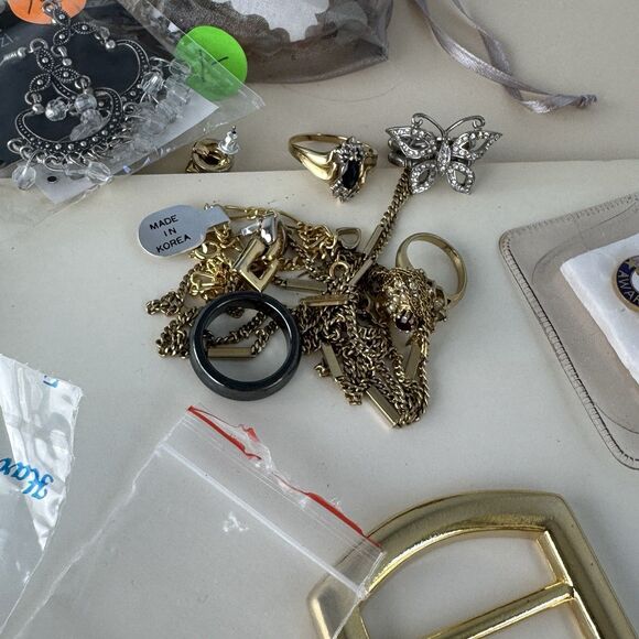 Vintage Jewelry 3 Lbs Mixed Lot Costume Fashion Rings Necklaces Chains Bracelets - Picture 12 of 12